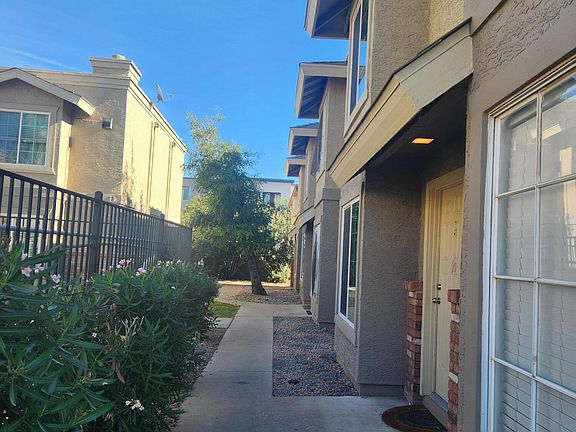 2nd image of 1055 W 5th St APT 12