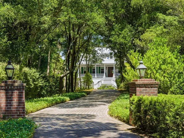 1194 Fort Lamar Rd, Charleston, SC 29412