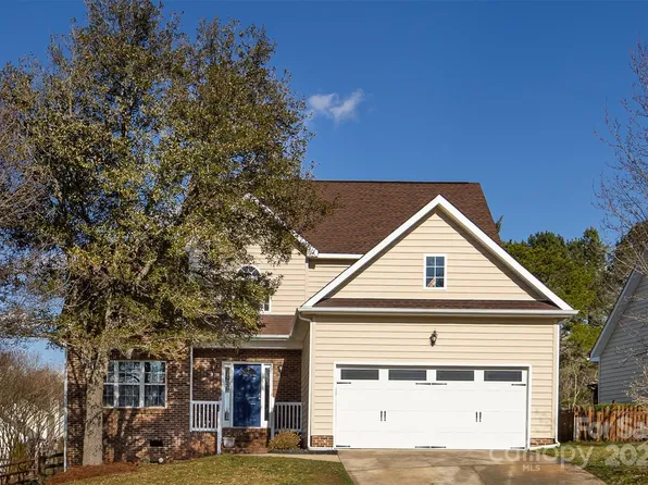 316 Braxton Dr, Indian Trail, NC 28079
