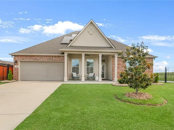 521 Lakeshore Village Ln, Slidell, LA 70461