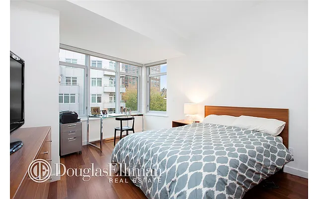 Sold by Douglas Elliman | media 14