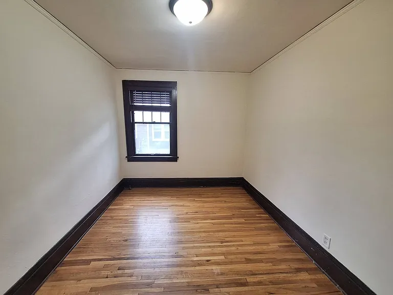 Portland Flats — Photo 43