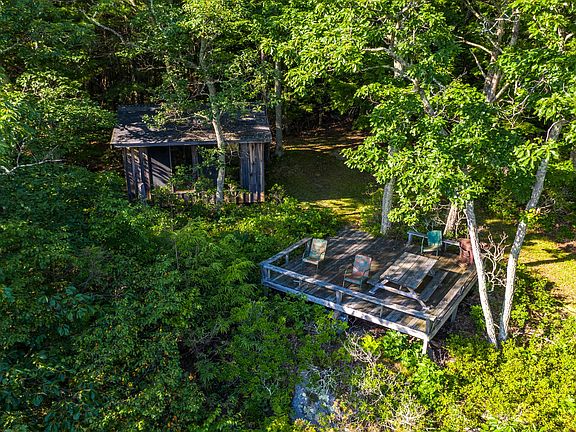 300 Music Mountain Road