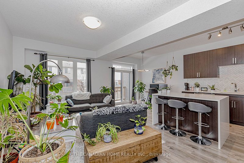 London Townhouse for rent - 3 Bedrooms — photo 7