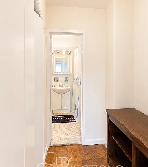 392 Central Park W #7F — Photo 8
