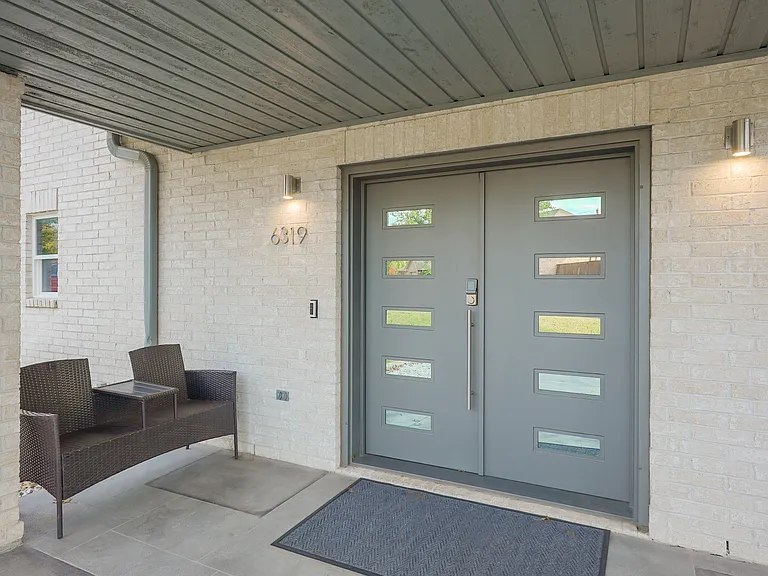 6319 Windmill Cir — Photo 5