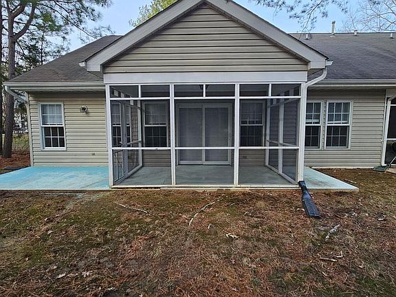 4th image of 44045 Fieldstone Way