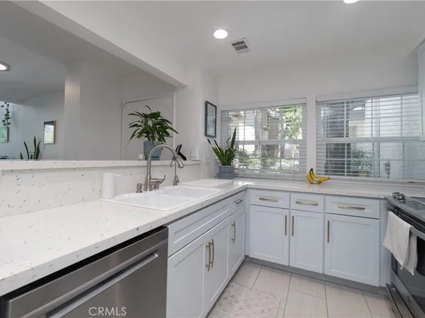 26701 Quail Crk APT 287, Laguna Hills, CA 92656