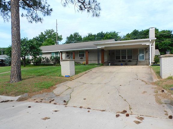 2nd image of 220 Terrace Dr