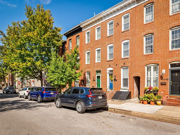 1207 Battery Ave — Photo 4