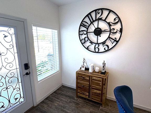 3rd image of 6315 Escondido Dr Unit D