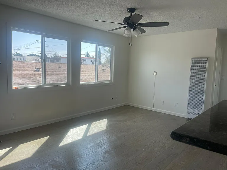 8827 Orchard Ave — Photo 7