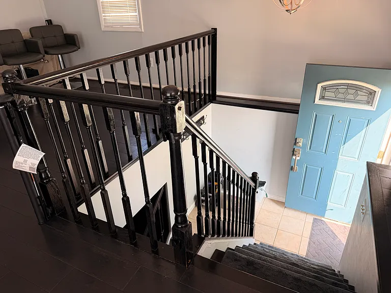 802 Bunch Ave — Photo 2