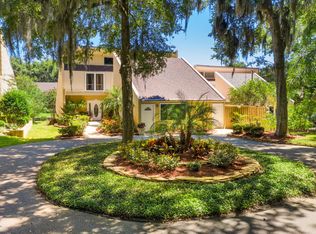 2732 Cove View Dr N, Jacksonville, FL 32257