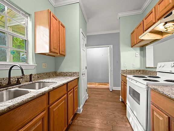 5th image of 5370 Rosedown Ct #136
