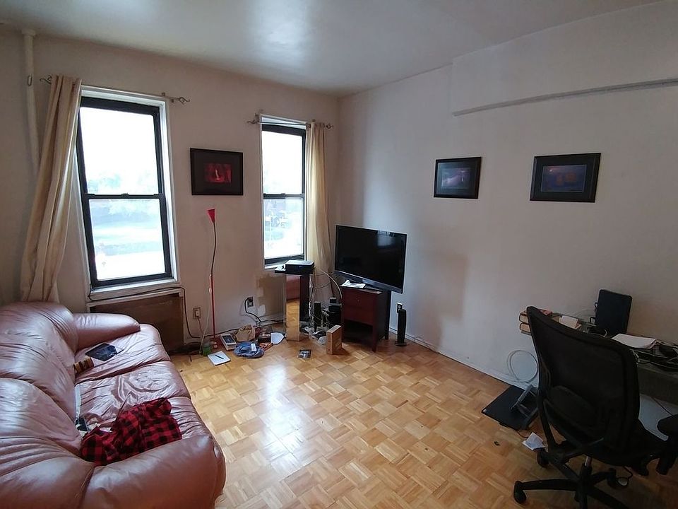 1st image of 288 8th Ave APT 2A
