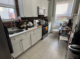 125 E 235th St #2, Bronx, NY 10470