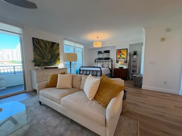 600 S Dixie Hwy APT 254, West Palm Beach, FL 33401