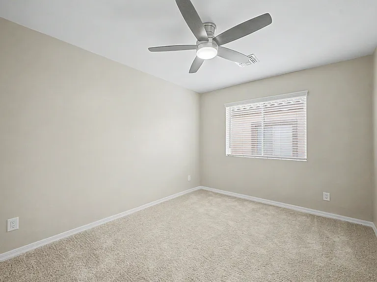 3010 N 37th St #4 — Photo 26
