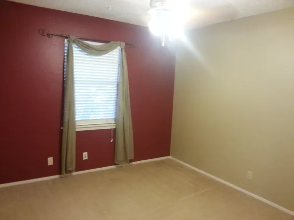 1826 Cordell Dr, San Angelo, TX 76901