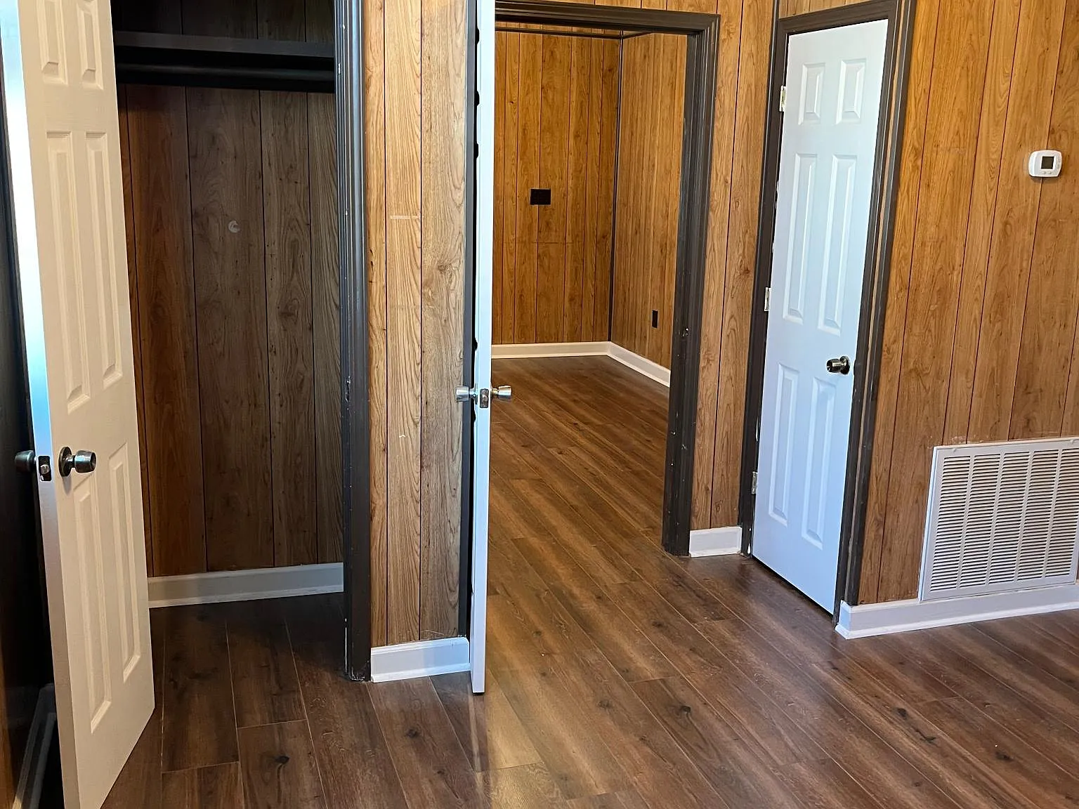 3 bed, $1,200 — Photo 4