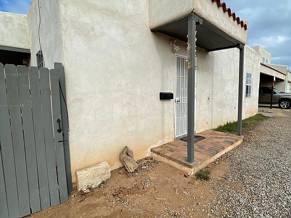 2nd image of 31 Las Estrellas Guest House