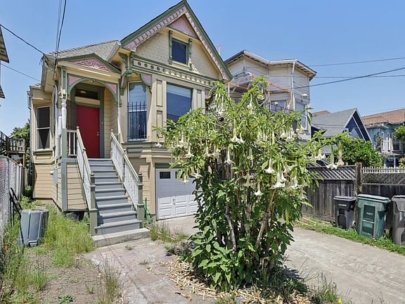 2nd image of 1917 Myrtle St