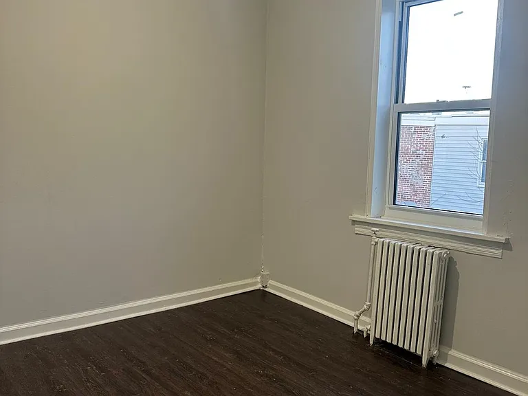 107 Stroud St — Photo 7