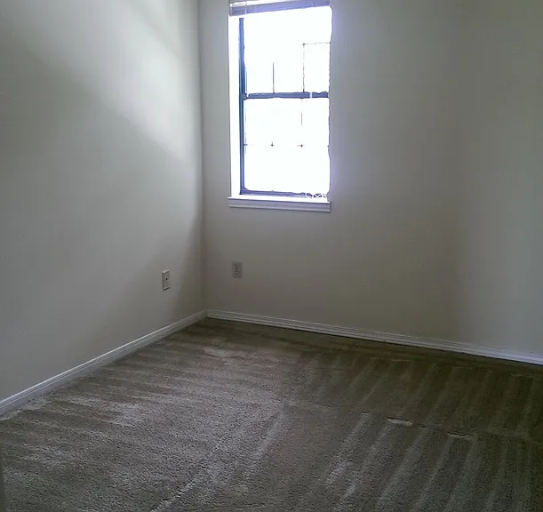 Chisholm Way Apartments — Photo 10