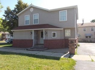 410 Youngs Ave, Joliet, IL 60432