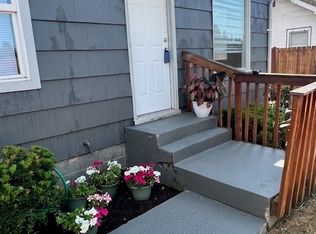 1020 S 72nd St, Tacoma, WA