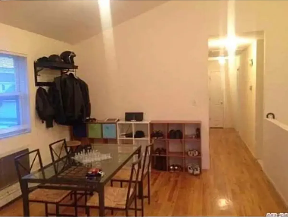 Building Photo - 457 Monroe Blvd #2
