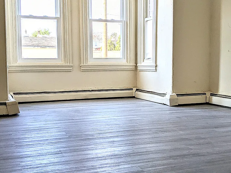 730 Kohn St #2 — Photo 6