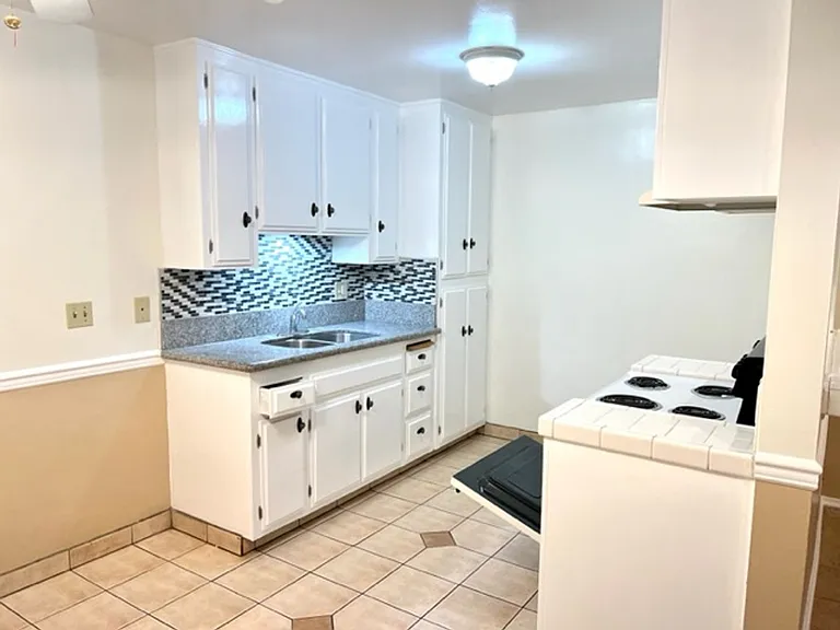 6257 Newlin Ave — Photo 8