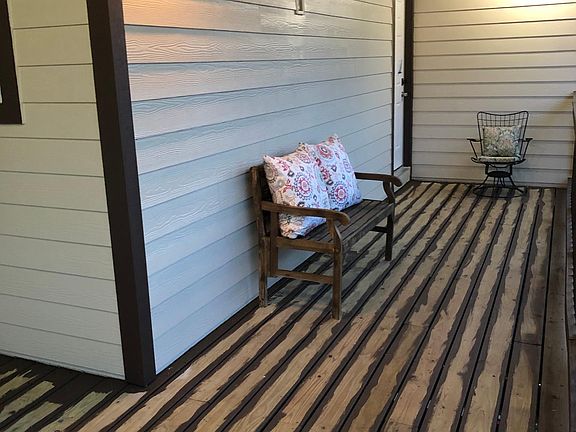 2nd image of 16204 Sandalwood Dr #16204