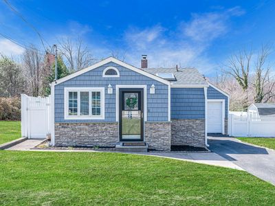 16 Magnolia Drive, Kings Park, NY, 11754