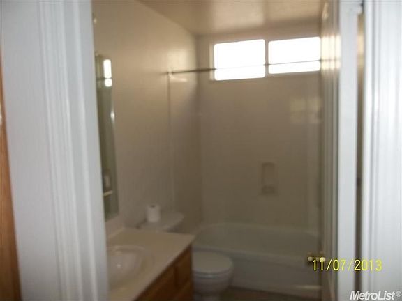 4th image of 1730 Genoa Dr