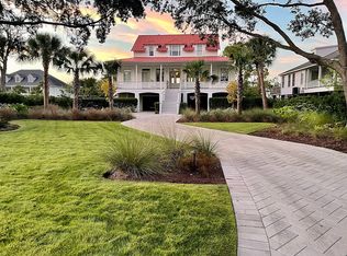 1734 Thompson Ave, Sullivans Island, SC 29482