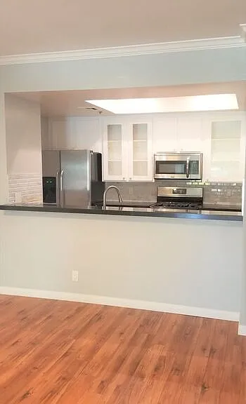 1031 N Crescent Heights Blvd #1D — Photo 2