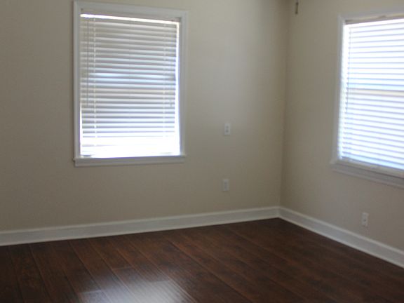 3rd image of 3816 Grant Blvd