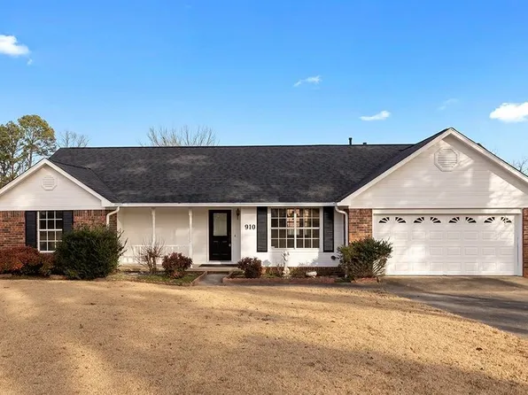 910 Becky Dr, Sherwood, AR 72120