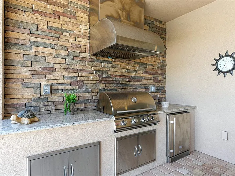 5907 Brandon Run — Photo 33
