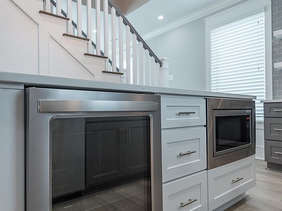 4th image of 4 Sanctuary Ct #301