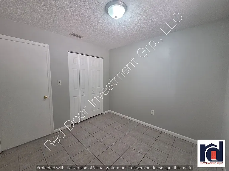 1127 Beecher St — Photo 26