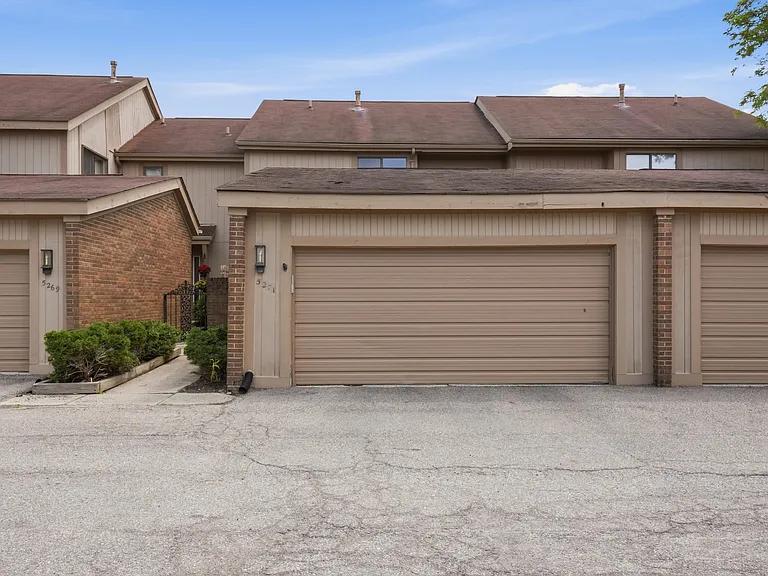 5271 Wright Way E — Photo 1