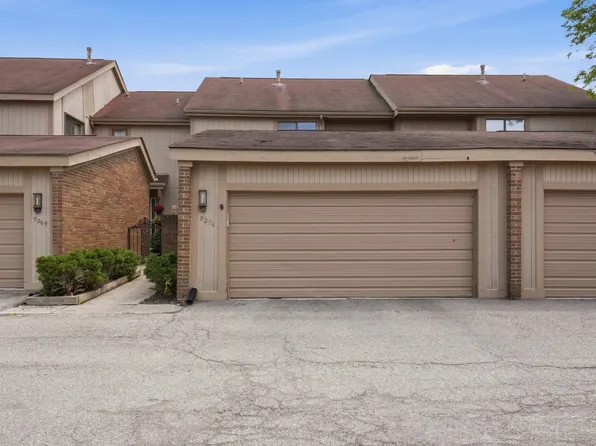 5271 Wright Way E, West Bloomfield, MI 48322