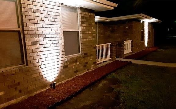 3rd image of 601 E Genie St