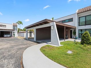 6512 Kendale Lakes Dr APT 902, Miami, FL 33183