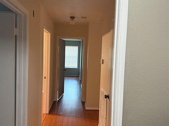 4th image of 15311 Ensenada Dr