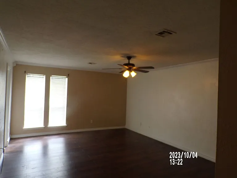 2408 NW Redwood Ln — Photo 11